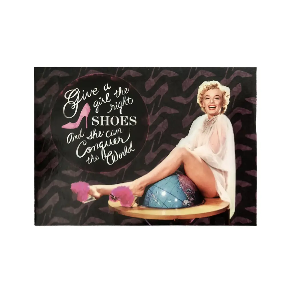 [Y6843] Marilyn Monroe Magnet - Right Shoes