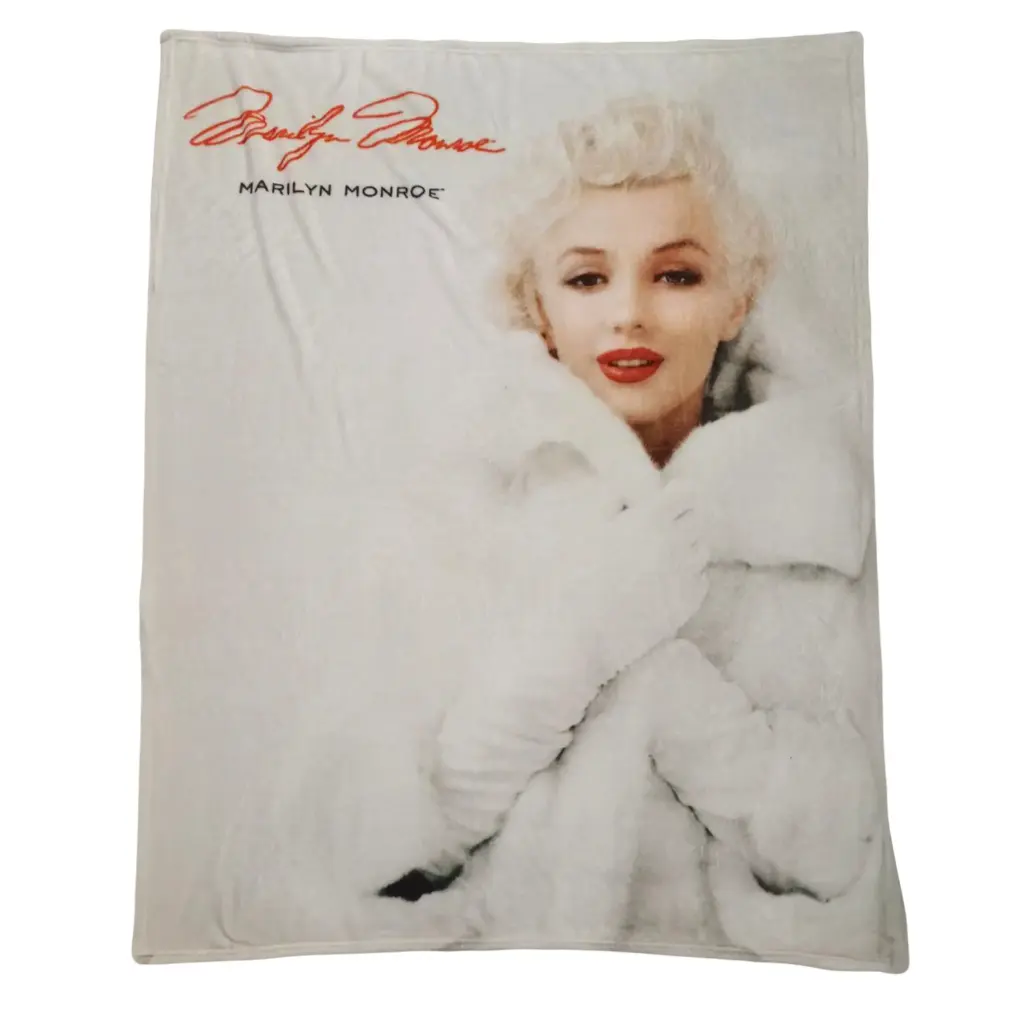 Marilyn Monroe Throw Blanket - White Coat