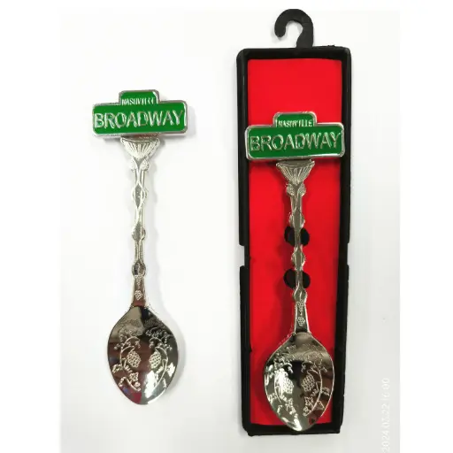 [N6863] Nashville Spoon - Broadway Sign